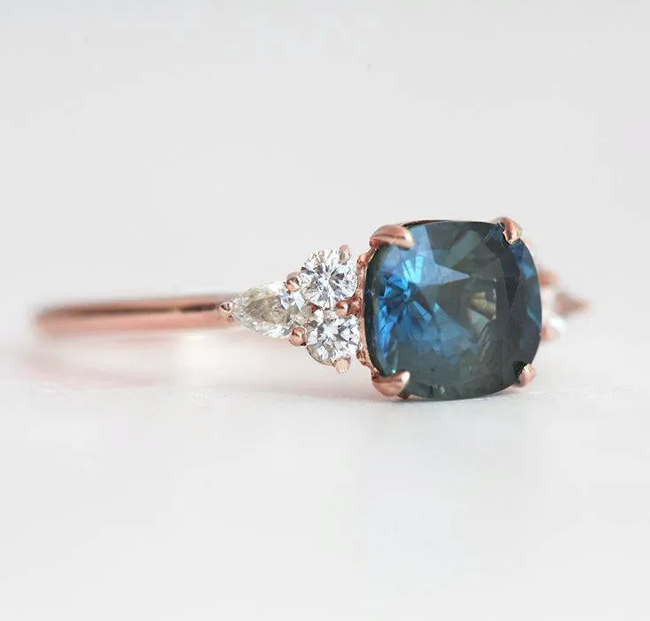 CHARVI CUSHION-CUT SAPPHIRE DIAMOND RING vy 7