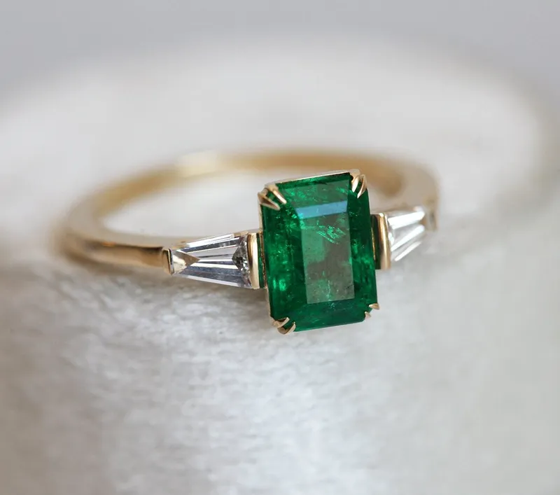 CLEO EMERALD RING WITH ACCENT STONES view 6