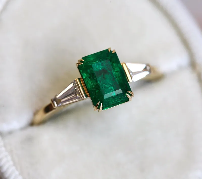 CLEO EMERALD RING WITH ACCENT STONES view 7