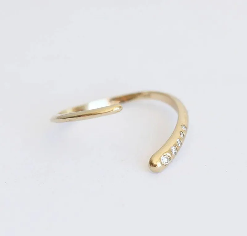 Comet Diamond Wrap Wedding Ring vy 3