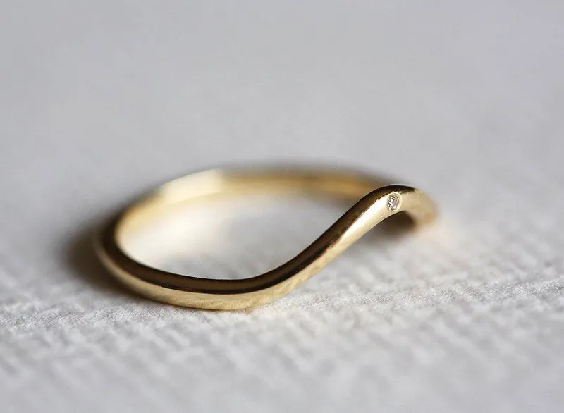 Curved Flush Diamond Nesting Band Ring vy 4