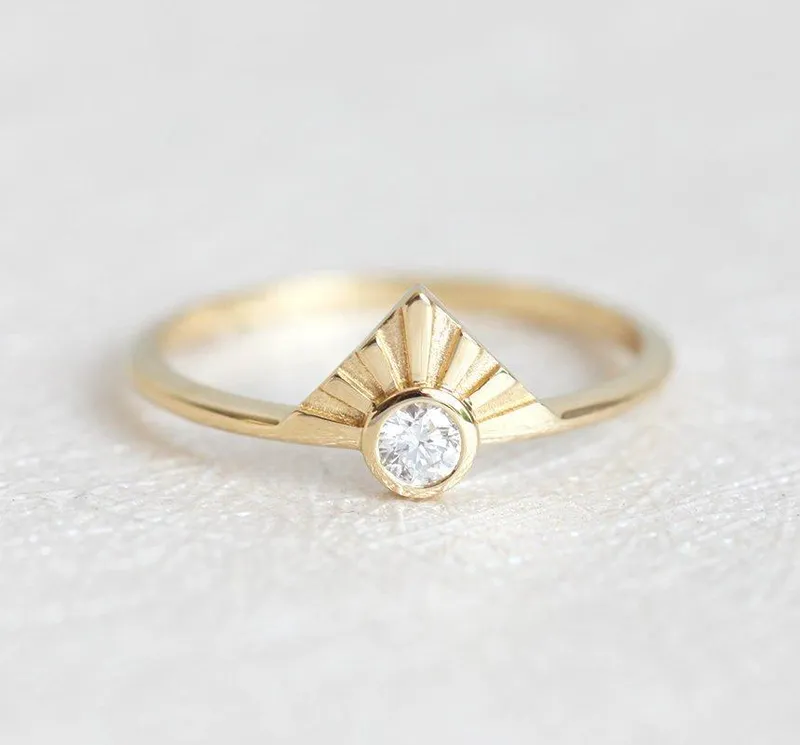 DIAMOND RING, ENGAGEMENT RING diamond round cut engagement ring