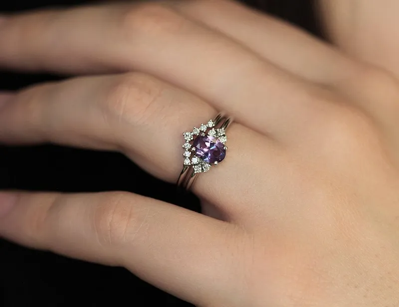 Dora Lab Alexandrite & Diamond Ring vy 8