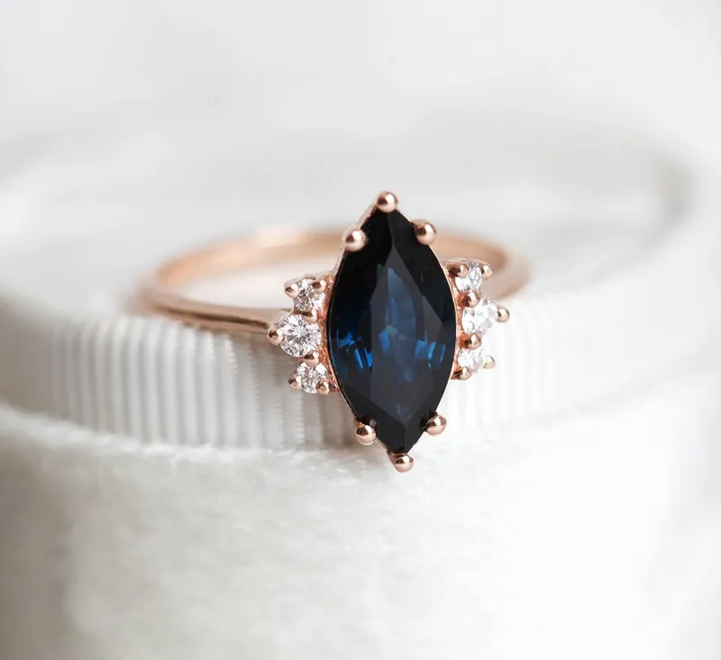 Damiana Sapphire Diamond Ring view 5