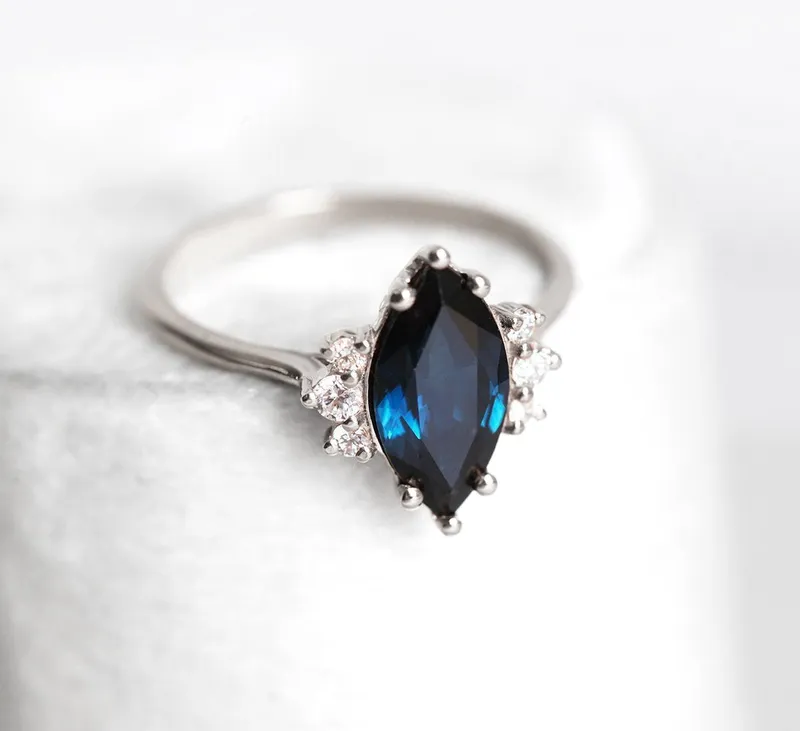 Damiana Sapphire Diamond Ring view 9