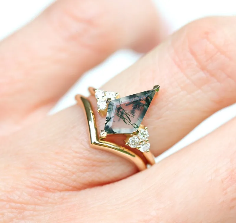 Dawn Moss Agate Ring Set vy 8