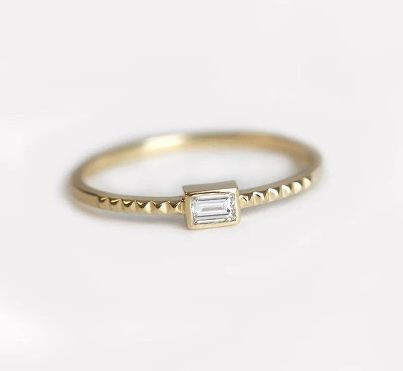 DELICATE BAGUETTE DIAMOND RING YELLOW GOLD BAND view 5