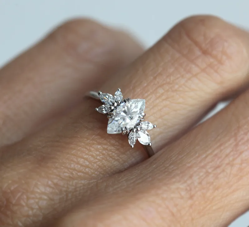 DELLA ENGAGEMENT RING view 3