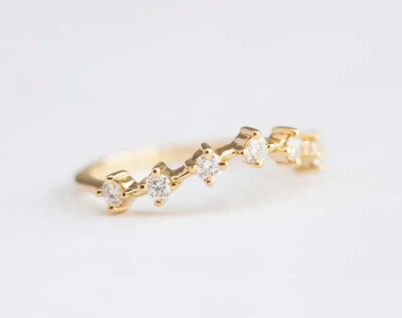 Diamond Ring, Curved Ring view 2