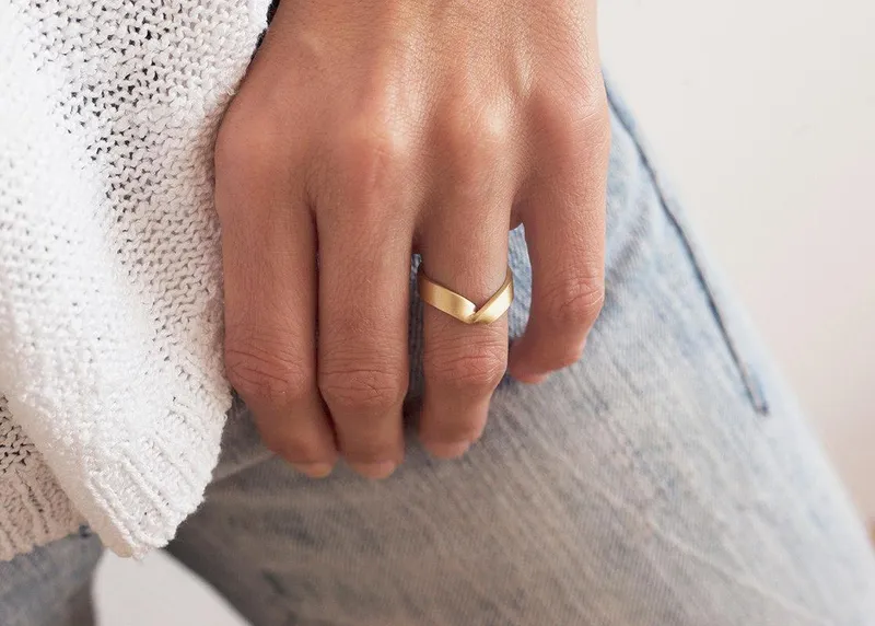 DIAMOND RING SET, MODERN ENGAGEMENT RING vy 6