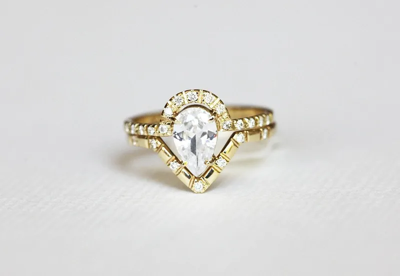 Diamond Ring Set, Pear Cut Wedding Ring view 3