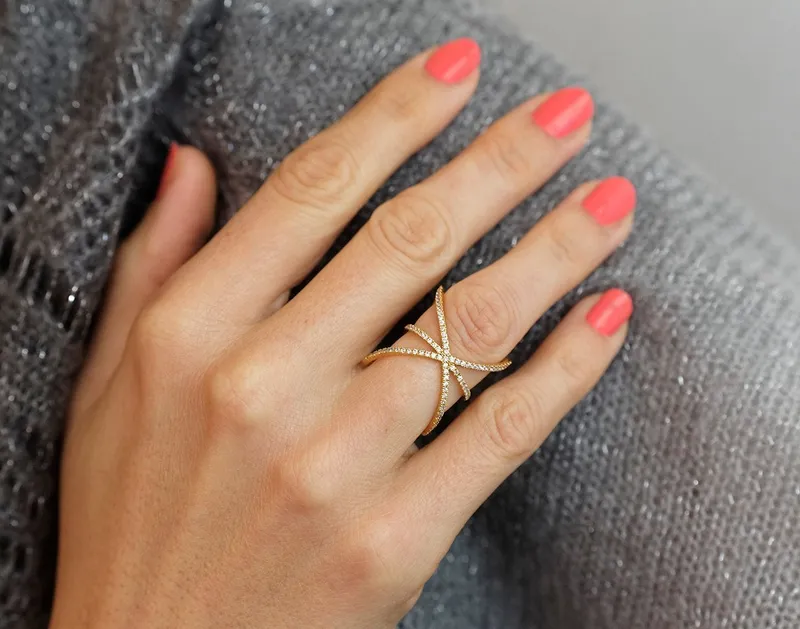 Diamond Ring, Statement Ring round cut engagement ring
