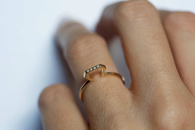 DIAMOND SHAPED RING, DIAMOND SHAPE RING diamond round cut engagement ring