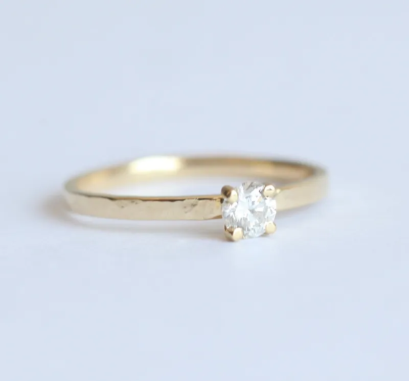 DIAMOND SOLITAIRE RING WITH GOLD BAND, ROUND CUT & PRONG SET view 4