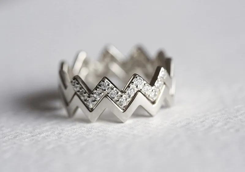 DIAMOND WEDDING RING, ZIG ZAG ENGAGEMENT SET view 6
