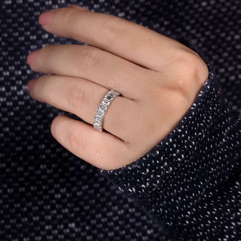 0.15 CT Emerald Cut Lab Grown Diamond Wedding Band view 4