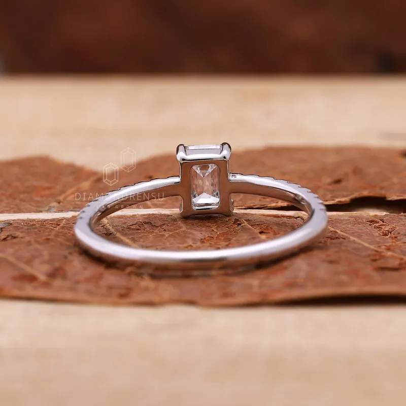 0.51 CT Emerald Cut Lab Grown Diamond Engagement Ring for Women vy 5
