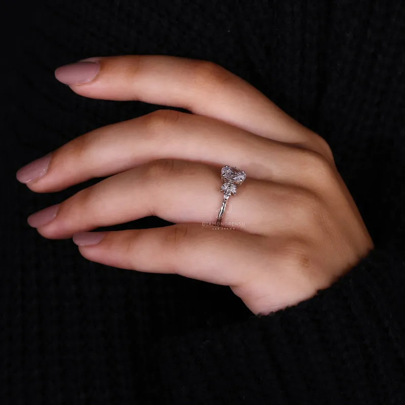 0.70 to 2.0 CT Oval Cut Muse Setting Lab Grown Diamond Engagement Ring view 10