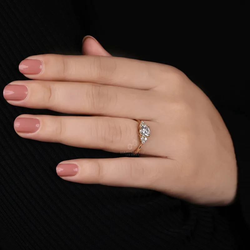 0.81 CT Round Diamond Ring, EF/VS Lab Grown Diamond Engagement Ring, Muse Setting vy 6