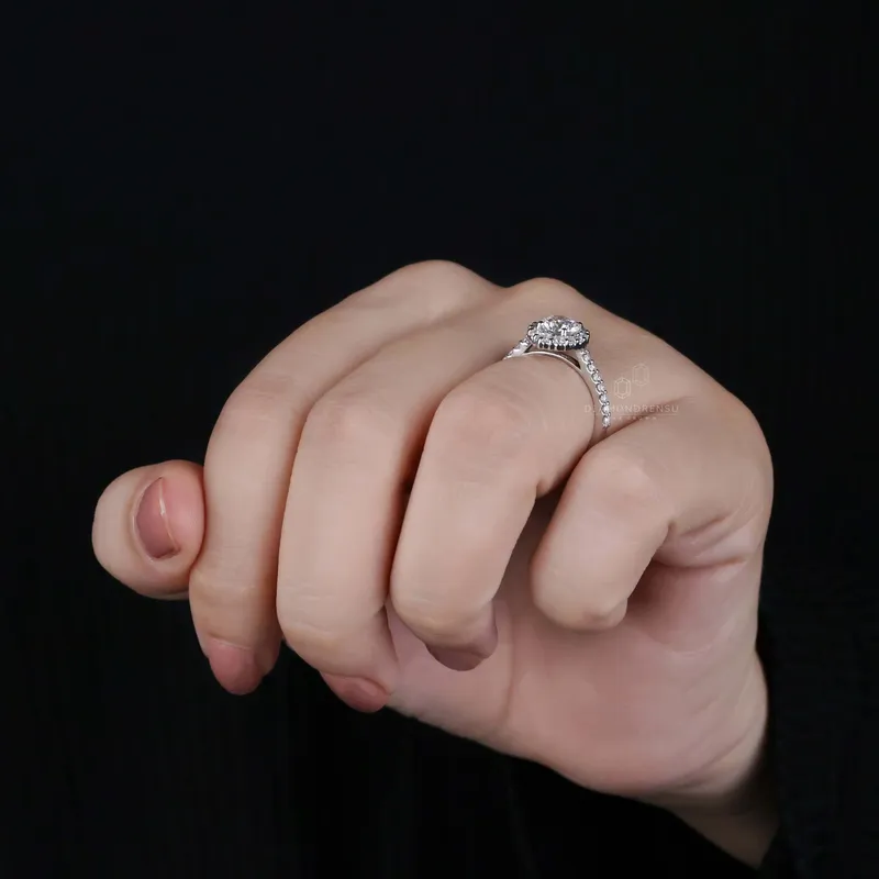 0.85 CT Round Brilliant Cut Lab Grown Diamond Halo Engagement Ring vy 8