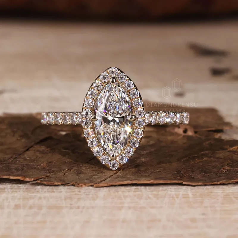 1.02 CT Marquise Cut Lab Grown Diamond Engagement Ring vy 4