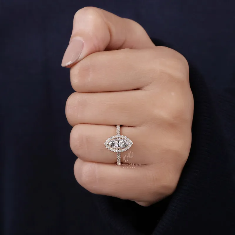 1.02 CT Marquise Cut Lab Grown Diamond Engagement Ring vy 2
