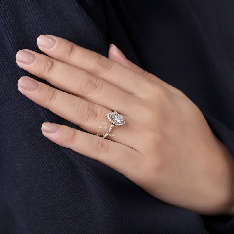 1.02 CT Marquise Cut Lab Grown Diamond Engagement Ring vy 7