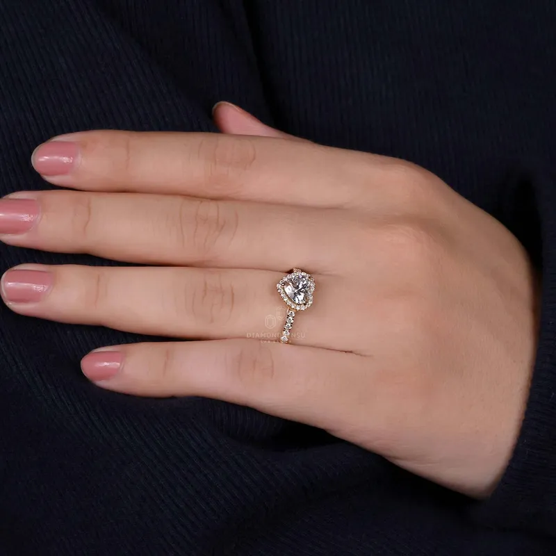 1.03 CT Heart Shape Lab Grown Diamond Halo Engagement Ring view 7