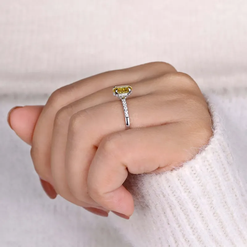 1.10 CT Fancy Yellow Oval Lab Grown Diamond Engagement Ring for Women vy 8