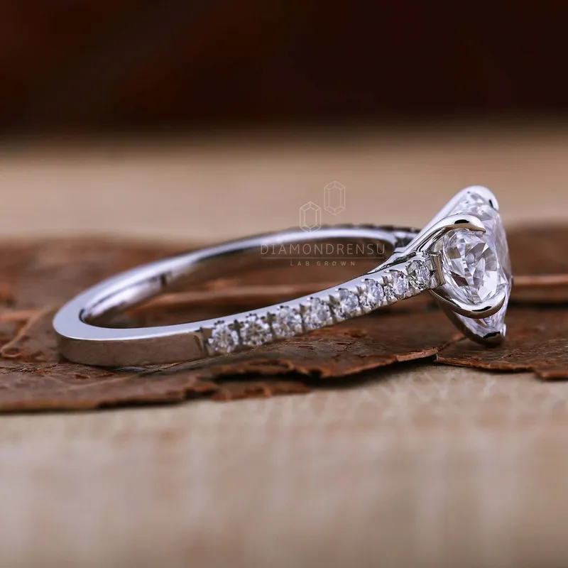 1.51 CT Heart Shae Lab Grown Diamond Pave Engagement Ring vy 3