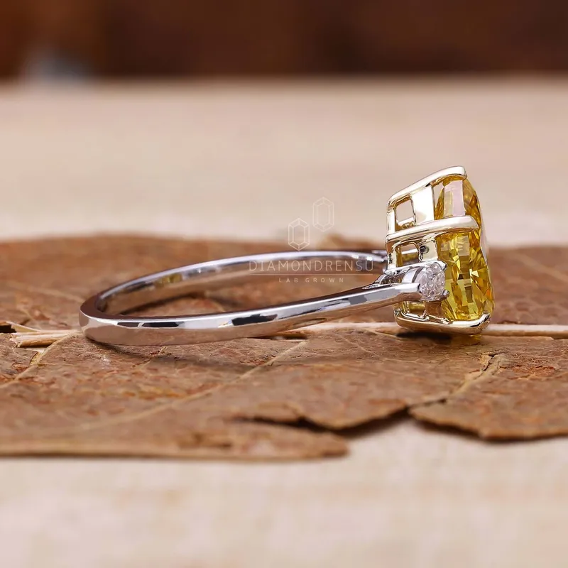 1.61 CT Pear Cut Intense Yellow Lab Grown Diamond Three Stones Engagement Ring vy 8