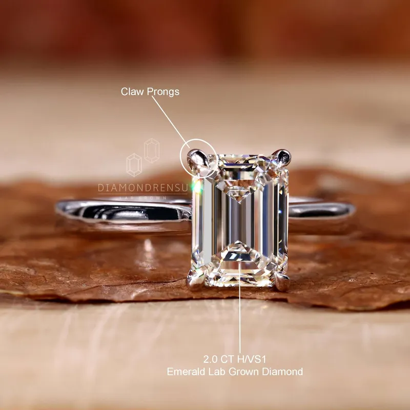 2 Carat Solitaire Emerald Cut Diamond Ring for Women vy 9