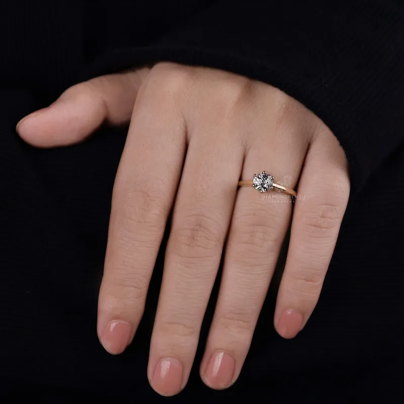 Antique 0.99 CT Jubilee Cut Lab Grown Diamond Solitaire Engagement Ring view 3