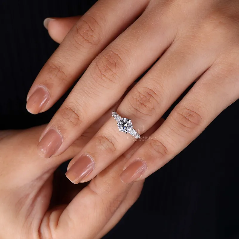 Chic Simple Engagement Rings - Modern Elegance view 4