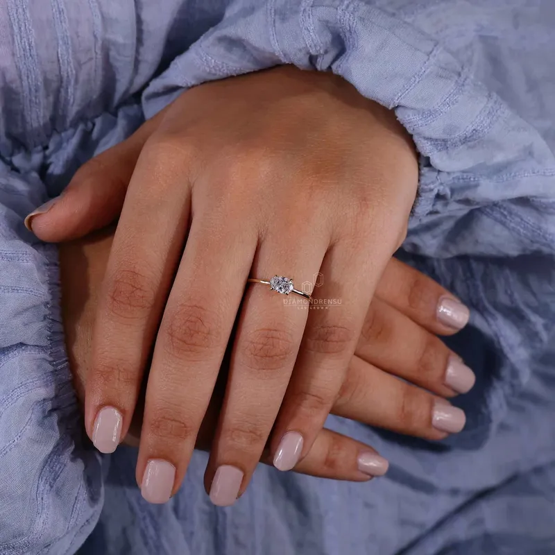 East to West Set Oval Diamond Solitaire Engagement Ring for Women vy 2