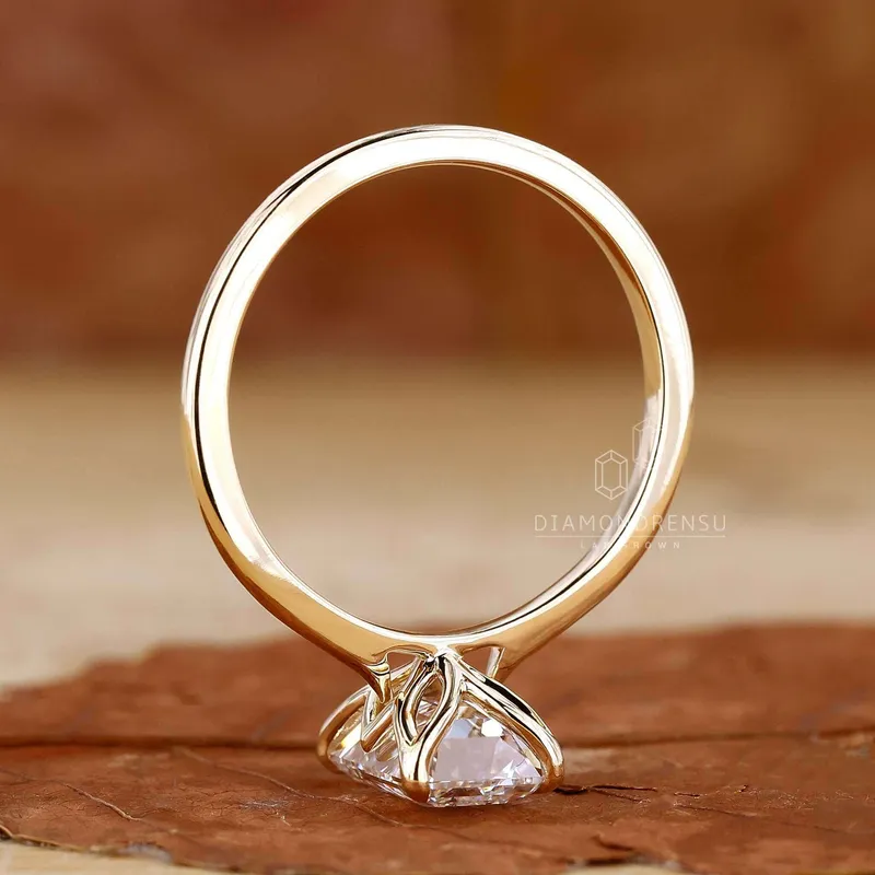 Emerald Cut Diamond Solitaire Engagement Ring vy 6