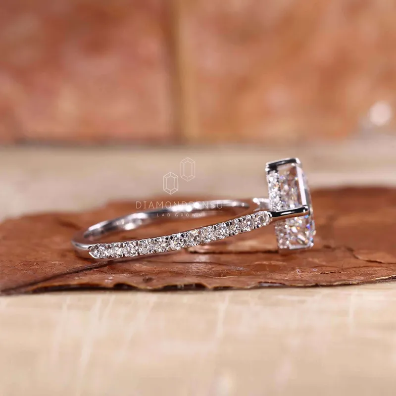IGI Certified Asscher Cut Lab Grown Diamond Engagement Ring for Women vy 3