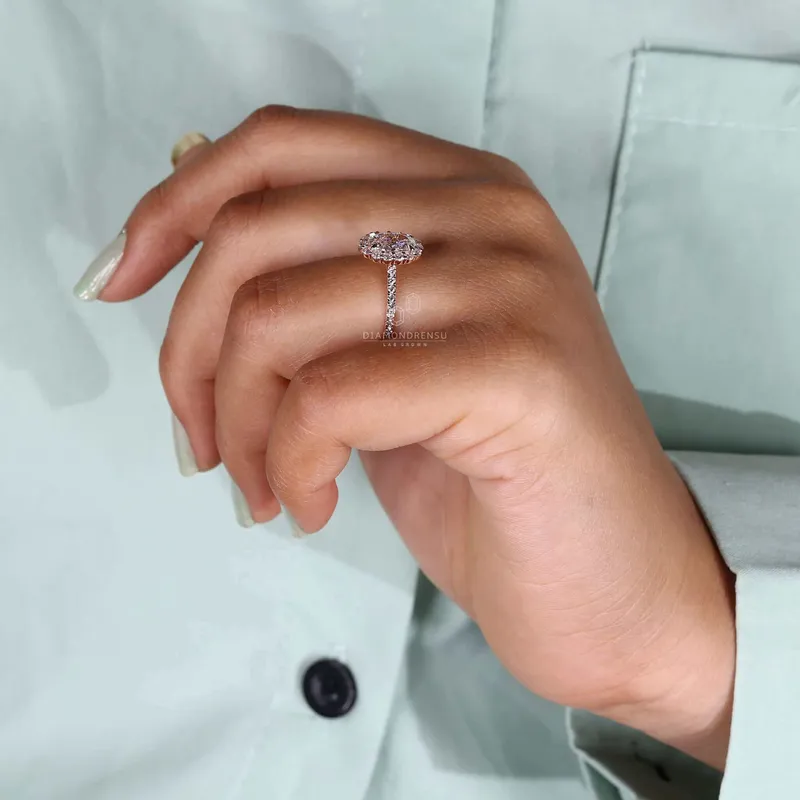 IGI Certified Oval Lab Grown Diamond Halo Engagement Ring for Women vy 8