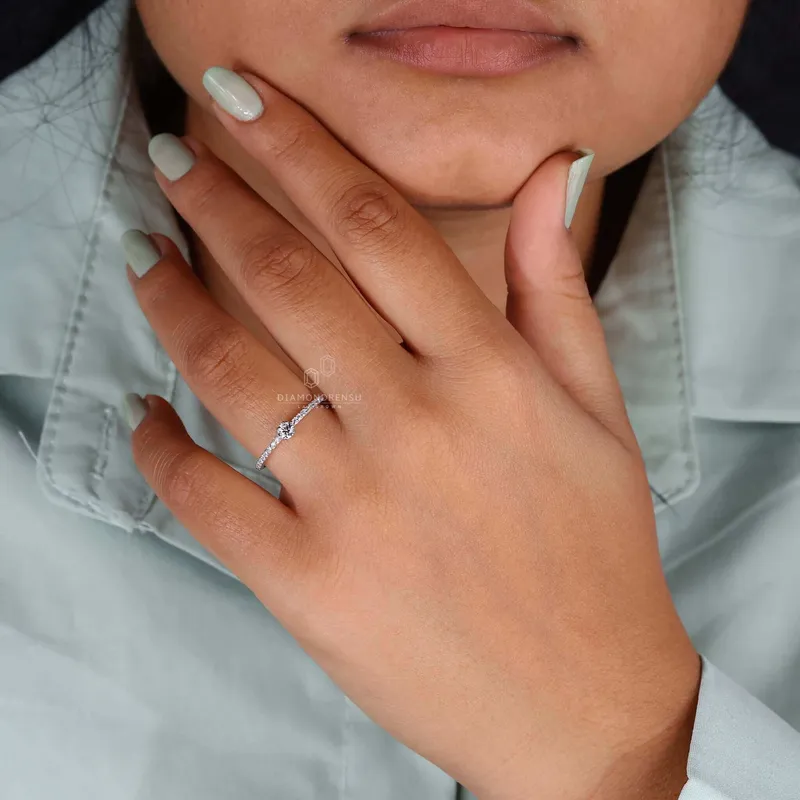 Minimalist Engagement Ring, Round Lab Grown Diamond Ring for Women vy 7