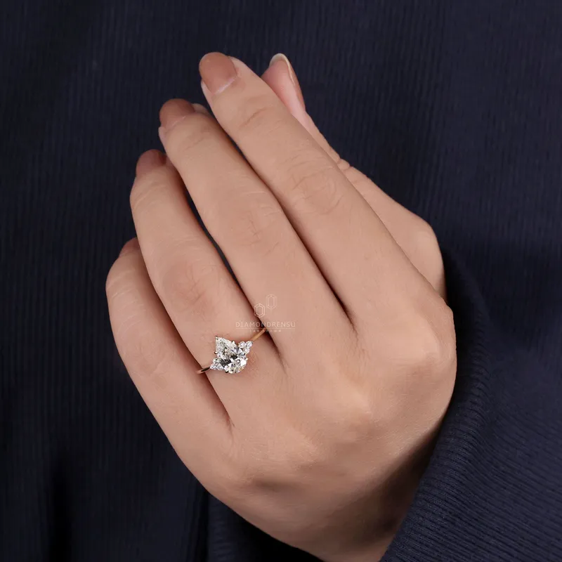 Muse Engagement Ring, 1.10 CT Pear Lab Grown Diamond Ring, 5 Prongs Setting vy 3