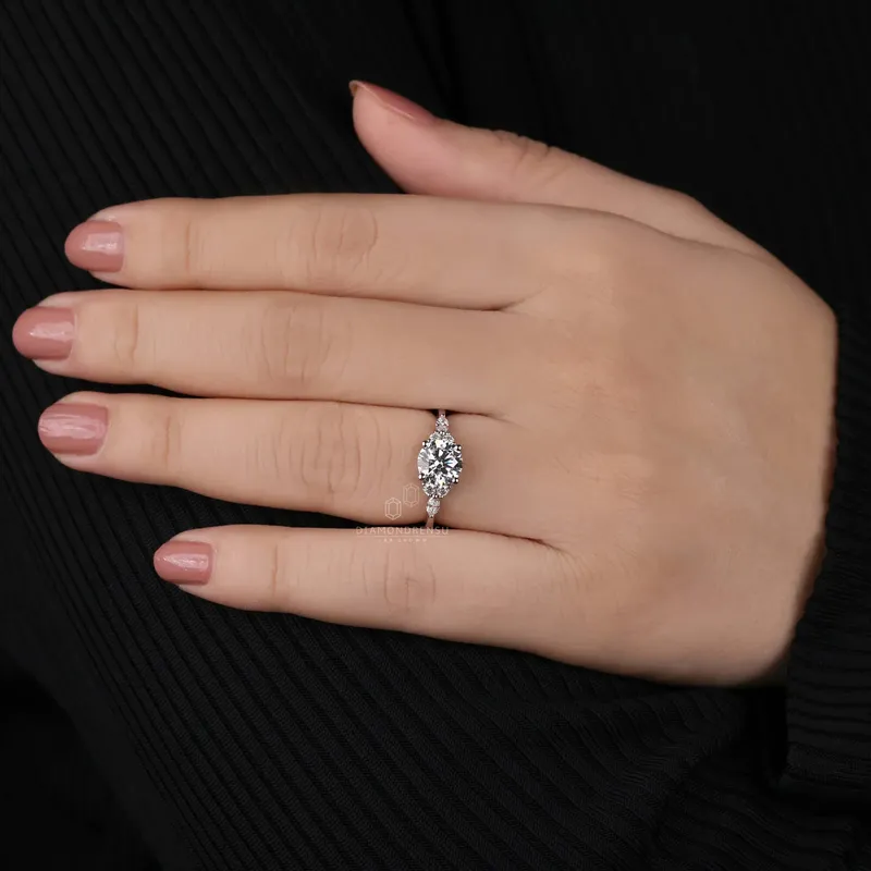 Muse Setting, 1.30 CT Round Lab Grown Diamond Engagement Ring vy 4