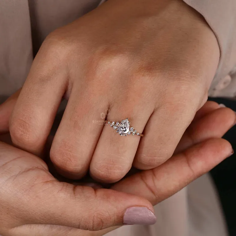 Pear Cut Lab Created Diamond Engagement Ring For Modern Women vy 4