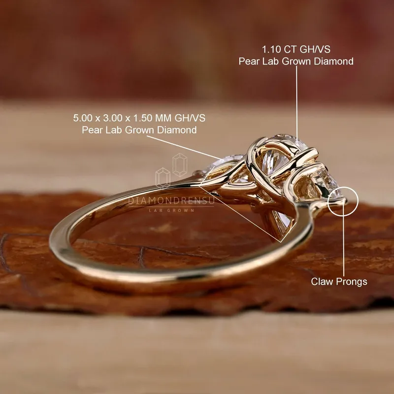 Pear Cut Three Stone Lab Grown Diamond Engagement Ring vy 9