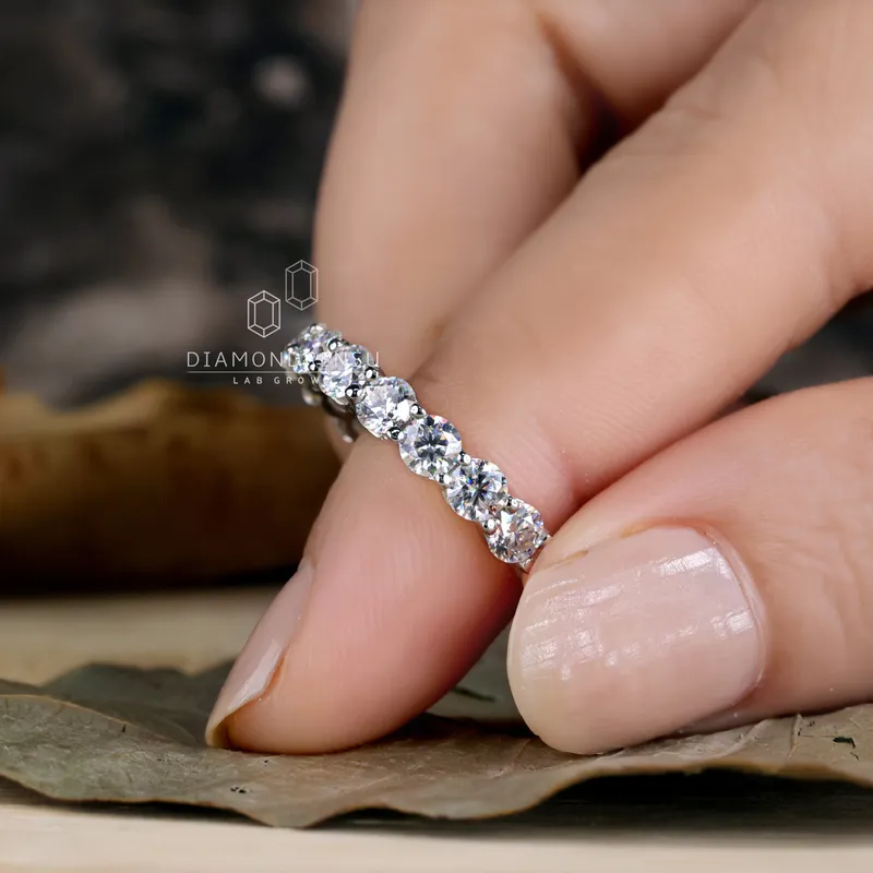 Round Cut Lab Grown Diamonds Eternity Wedding Band vy 5