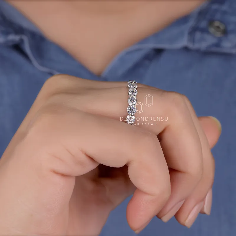 Round Cut Lab Grown Diamonds Eternity Wedding Band vy 6