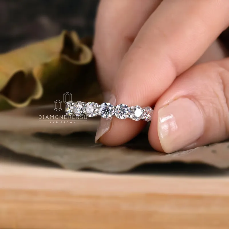 Round Cut Lab Grown Diamonds Eternity Wedding Band vy 4