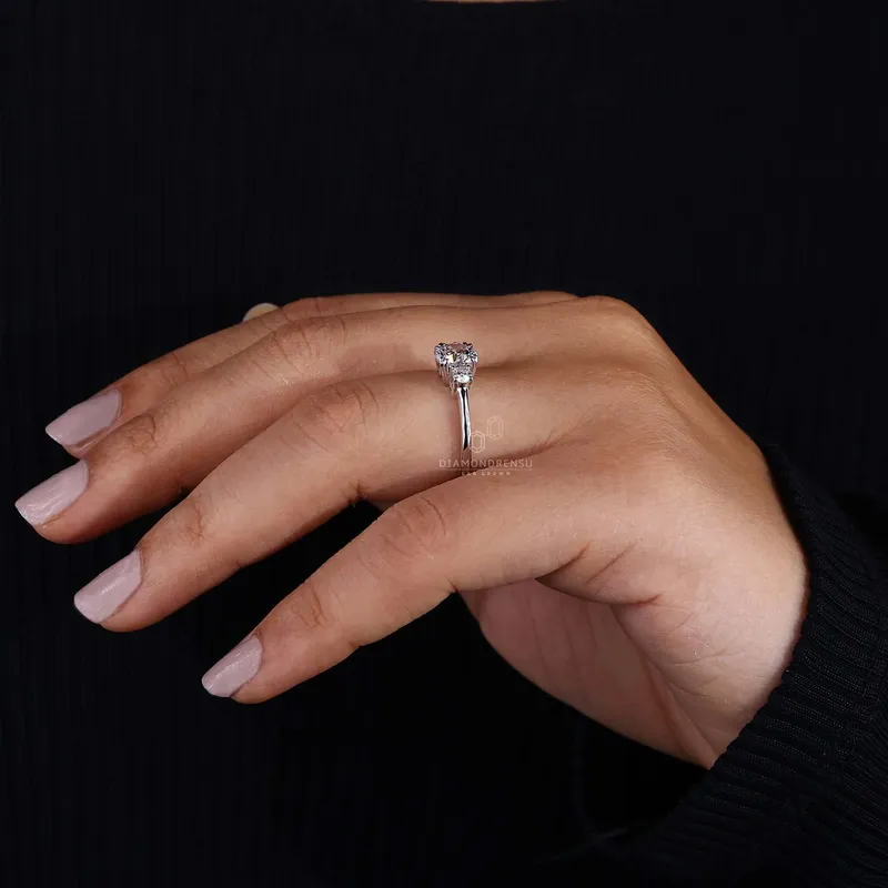 Round Lab Created Diamond Three Stone Engagement Ring for Women vy 8