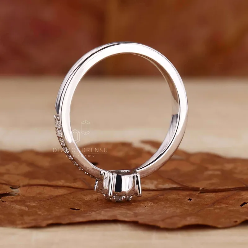 Round Lab Grown Diamond Minimalist Ring vy 8