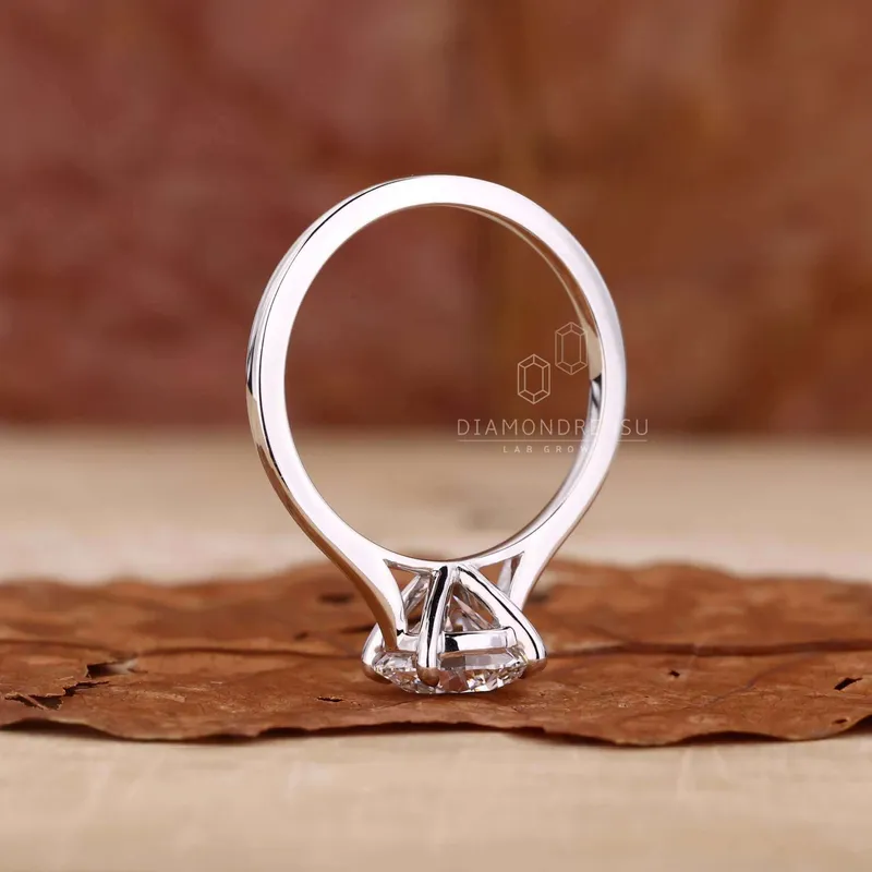 Solitaire Engagement Ring, Round Cut Lab Created Diamond Ring vy 5