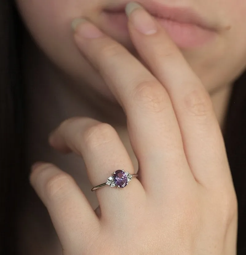 Dora Lab Alexandrite & Diamond Ring vy 10
